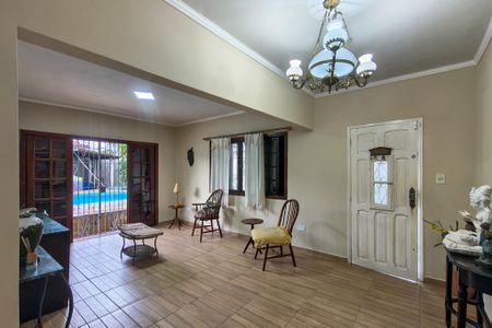 Casa para alugar com 300m², 4 quartos e 4 vagas Casa para alugar com 300m², 4 quartos e 4 vagasSala