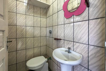 Casa para alugar com 300m², 4 quartos e 4 vagas Casa para alugar com 300m², 4 quartos e 4 vagasBanheiro 2