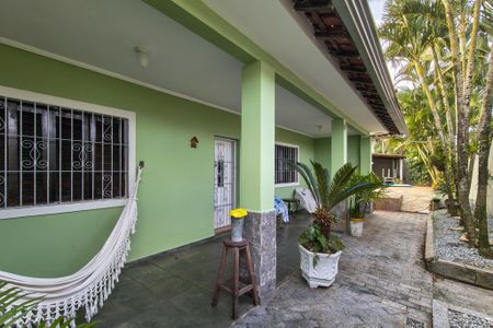 Casa para alugar com 300m², 4 quartos e 4 vagas Casa para alugar com 300m², 4 quartos e 4 vagasHall de entrada