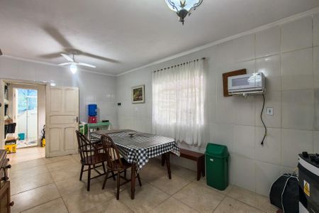 Casa para alugar com 300m², 4 quartos e 4 vagas Casa para alugar com 300m², 4 quartos e 4 vagasCozinha