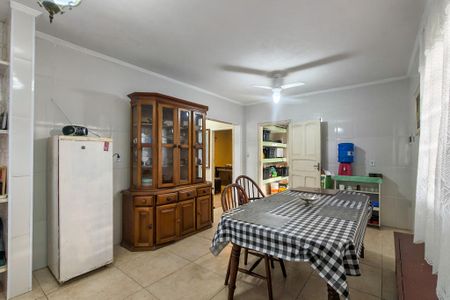 Casa para alugar com 300m², 4 quartos e 4 vagas Casa para alugar com 300m², 4 quartos e 4 vagasCozinha