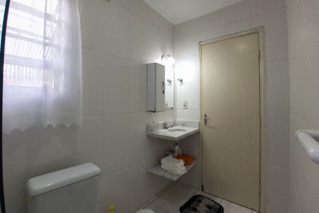 Casa para alugar com 300m², 4 quartos e 4 vagas Casa para alugar com 300m², 4 quartos e 4 vagasBanheiro da Suíte 1