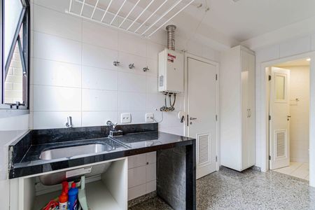 Casa à venda com 173m², 3 quartos e 4 vagasLavanderia