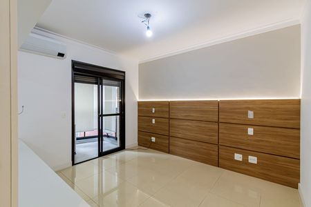 Casa à venda com 173m², 3 quartos e 4 vagasSuite master