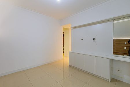 Casa à venda com 173m², 3 quartos e 4 vagasSuite master
