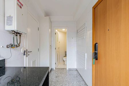 Casa à venda com 173m², 3 quartos e 4 vagasLavanderia