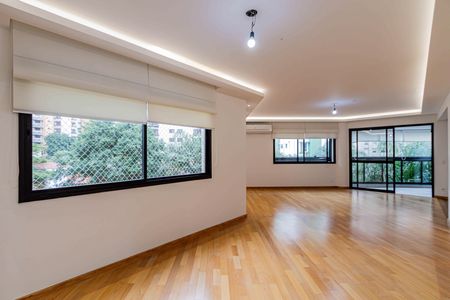 Casa à venda com 173m², 3 quartos e 4 vagasSala