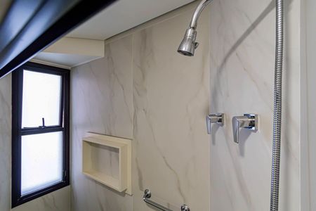 Casa à venda com 173m², 3 quartos e 4 vagasSuite master - Banheiro