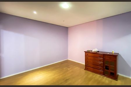 Casa para alugar com 158m², 2 quartos e 3 vagas Casa para alugar com 158m², 2 quartos e 3 vagasSuite
