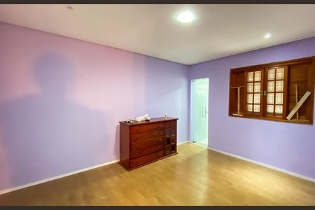 Casa para alugar com 158m², 2 quartos e 3 vagas Casa para alugar com 158m², 2 quartos e 3 vagasSuite