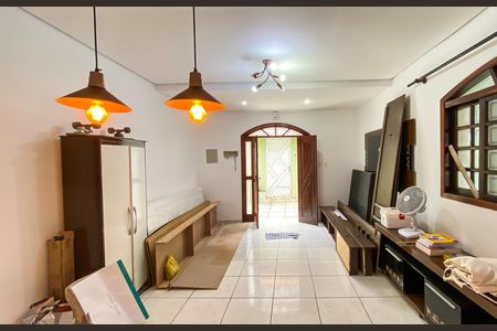 Casa para alugar com 158m², 2 quartos e 3 vagas Casa para alugar com 158m², 2 quartos e 3 vagasSala