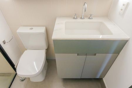 Studio para alugar com 39m², 1 quarto e 1 vaga Studio para alugar com 39m², 1 quarto e 1 vagaBanheiro