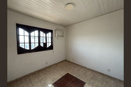 Suíte de casa para alugar com 1 quarto, 80m² em Bento Ribeiro, Rio de Janeiro