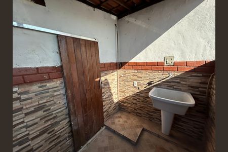 Casa para alugar com 80m², 1 quarto e sem vagaÁrea de Serviço