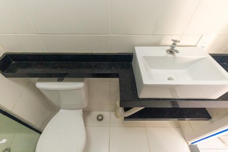 Banheiro de apartamento para alugar com 2 quartos, 33m² em Vila Matilde, São Paulo
