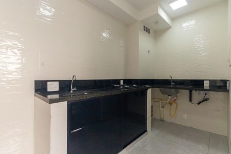Apartamento para alugar com 33m², 2 quartos e sem vaga Apartamento para alugar com 33m², 2 quartos e sem vagaSala/Cozinha