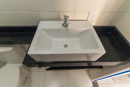 Apartamento para alugar com 33m², 2 quartos e sem vaga Apartamento para alugar com 33m², 2 quartos e sem vagaBanheiro