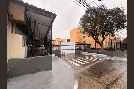 Apartamento para alugar com 55m², 2 quartos e 1 vaga Apartamento para alugar com 55m², 2 quartos e 1 vagaFachada