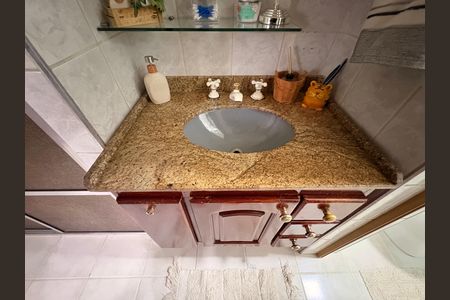 Apartamento para alugar com 55m², 2 quartos e 1 vaga Apartamento para alugar com 55m², 2 quartos e 1 vagaBanheiro