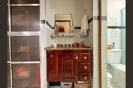 Apartamento para alugar com 55m², 2 quartos e 1 vaga Apartamento para alugar com 55m², 2 quartos e 1 vagaBanheiro
