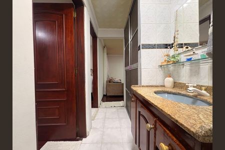 Apartamento para alugar com 55m², 2 quartos e 1 vaga Apartamento para alugar com 55m², 2 quartos e 1 vagaBanheiro
