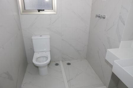 Apartamento à venda com 73m², 2 quartos e 2 vagas Apartamento à venda com 73m², 2 quartos e 2 vagasBanheiro da Suíte