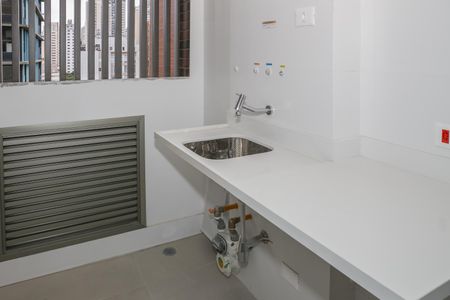 Apartamento à venda com 73m², 2 quartos e 2 vagas Apartamento à venda com 73m², 2 quartos e 2 vagasCozinha e Área de Serviço