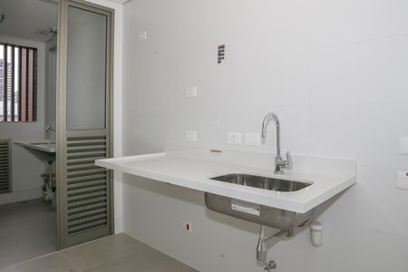 Apartamento à venda com 73m², 2 quartos e 2 vagas Apartamento à venda com 73m², 2 quartos e 2 vagasCozinha e Área de Serviço