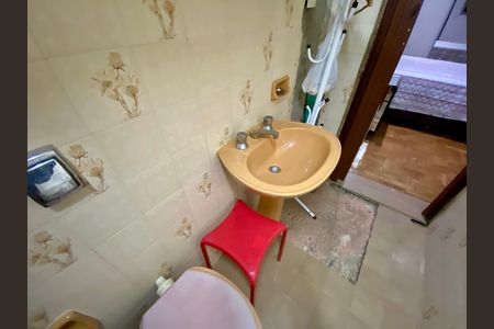 Casa à venda com 295m², 5 quartos e 4 vagas Casa à venda com 295m², 5 quartos e 4 vagasBanheiro 2- casa 2