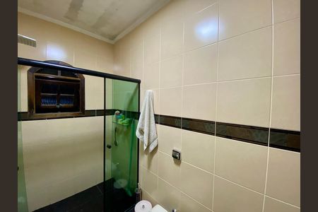 Casa à venda com 295m², 5 quartos e 4 vagas Casa à venda com 295m², 5 quartos e 4 vagasBanheiro 2 - Casa 1