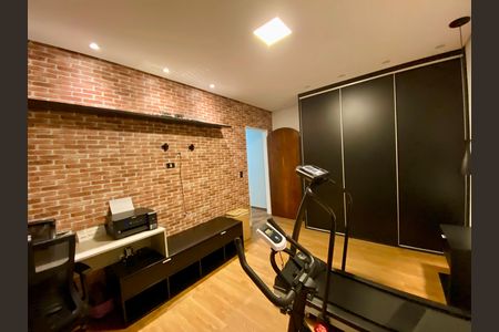 Casa à venda com 295m², 5 quartos e 4 vagas Casa à venda com 295m², 5 quartos e 4 vagasQuarto 2 - casa 1