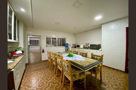 Cozinha - Casa 2 de casa à venda com 5 quartos, 295m² em Jardim Santa Mena, Guarulhos
