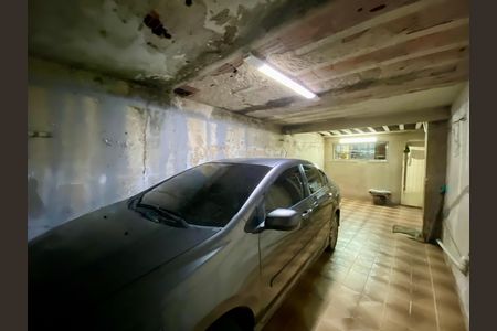 Casa à venda com 295m², 5 quartos e 4 vagas Casa à venda com 295m², 5 quartos e 4 vagasGaragem - Casa 1