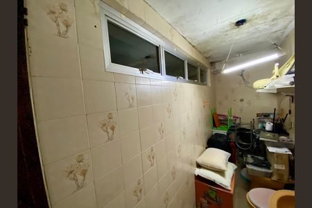 Casa à venda com 295m², 5 quartos e 4 vagas Casa à venda com 295m², 5 quartos e 4 vagasBanheiro 2- casa 2