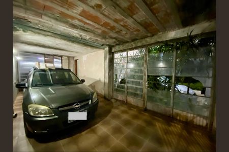 Casa à venda com 295m², 5 quartos e 4 vagas Casa à venda com 295m², 5 quartos e 4 vagasGaragem - Casa 1