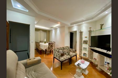 Casa à venda com 295m², 5 quartos e 4 vagas Casa à venda com 295m², 5 quartos e 4 vagasSala - Casa 1
