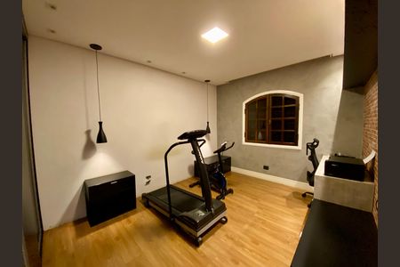 Casa à venda com 295m², 5 quartos e 4 vagas Casa à venda com 295m², 5 quartos e 4 vagasQuarto 2 - casa 1