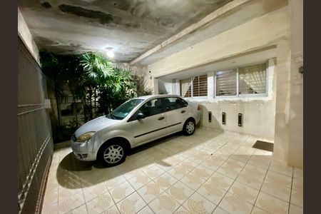 Casa à venda com 295m², 5 quartos e 4 vagas Casa à venda com 295m², 5 quartos e 4 vagasGaragem - Casa 2