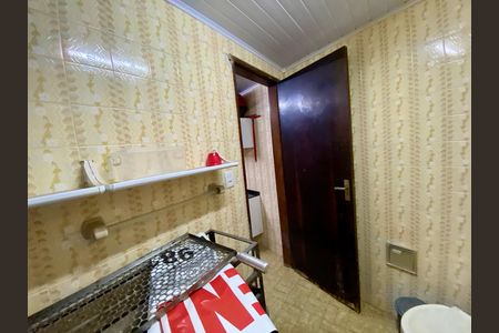 Casa à venda com 295m², 5 quartos e 4 vagas Casa à venda com 295m², 5 quartos e 4 vagasLavabo