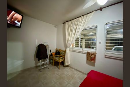 Casa à venda com 295m², 5 quartos e 4 vagas Casa à venda com 295m², 5 quartos e 4 vagasQuarto 1 - Casa 2