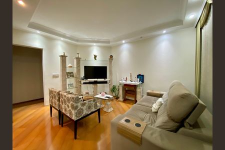 Casa à venda com 295m², 5 quartos e 4 vagas Casa à venda com 295m², 5 quartos e 4 vagasSala - Casa 1