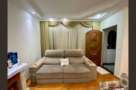 Casa à venda com 295m², 5 quartos e 4 vagas Casa à venda com 295m², 5 quartos e 4 vagasSala - Casa 1