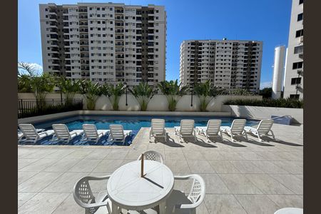 Apartamento para alugar com 49m², 2 quartos e sem vagaÁrea comum - Piscina