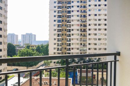 Apartamento para alugar com 49m², 2 quartos e sem vaga Apartamento para alugar com 49m², 2 quartos e sem vagaVaranda da Sala