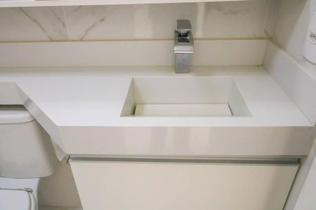 Apartamento para alugar com 49m², 2 quartos e sem vaga Apartamento para alugar com 49m², 2 quartos e sem vagaBanheiro Social