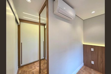 Apartamento à venda com 81m², 2 quartos e 1 vaga Apartamento à venda com 81m², 2 quartos e 1 vagaSuíte