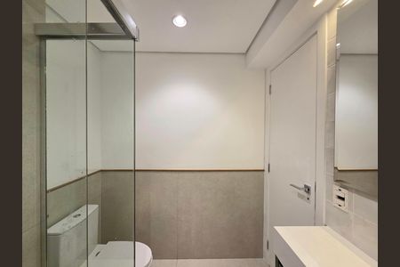 Apartamento à venda com 81m², 2 quartos e 1 vaga Apartamento à venda com 81m², 2 quartos e 1 vagaBanheiro da Suíte