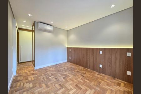Apartamento à venda com 81m², 2 quartos e 1 vaga Apartamento à venda com 81m², 2 quartos e 1 vagaSuíte