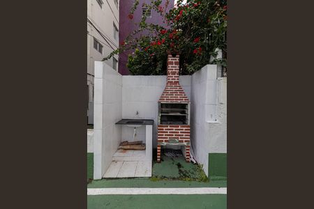Apartamento à venda com 48m², 2 quartos e 1 vaga Apartamento à venda com 48m², 2 quartos e 1 vagaÁrea Comum - Churrasqueira