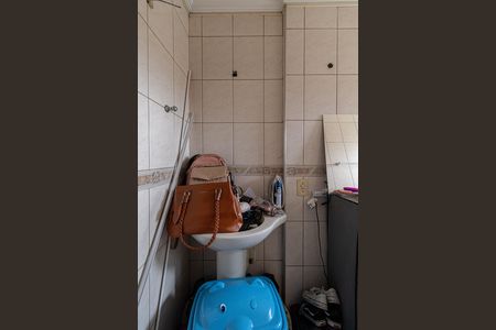 Apartamento à venda com 48m², 2 quartos e 1 vaga Apartamento à venda com 48m², 2 quartos e 1 vagaBanheiro